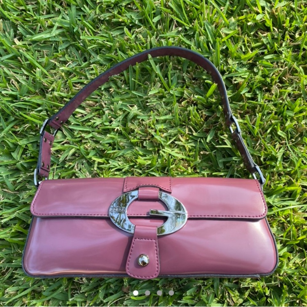 BRAND NEW VINTAGE GUESS SHOULDER PURSE